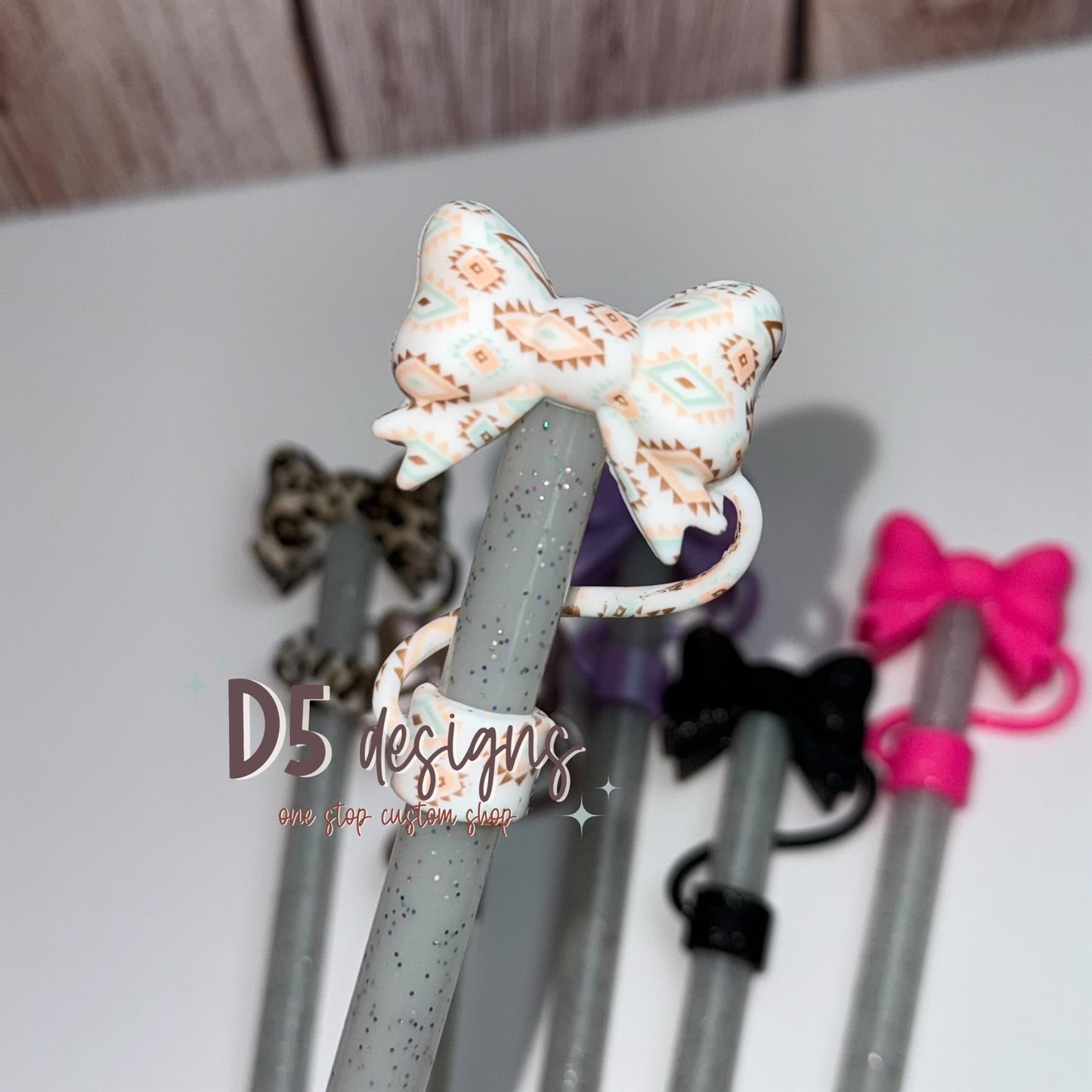 Bow Straw Toppers